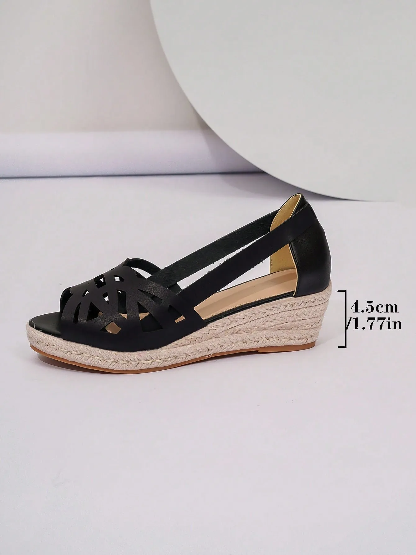 Fashionable Black Leather Breathable Hollow-Out Straw Woven  Rope Casual Beach Style Slip-On Women Wedges