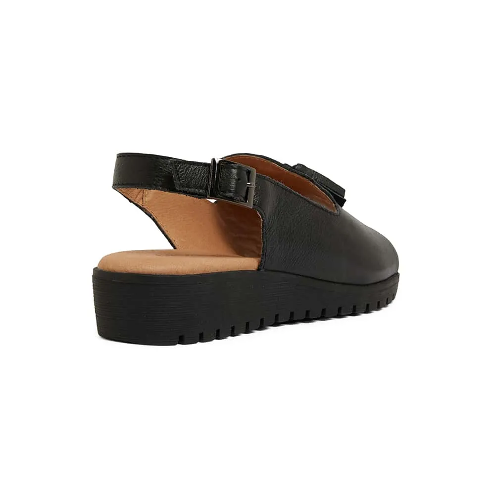 Gilmore Sandal in Black Leather