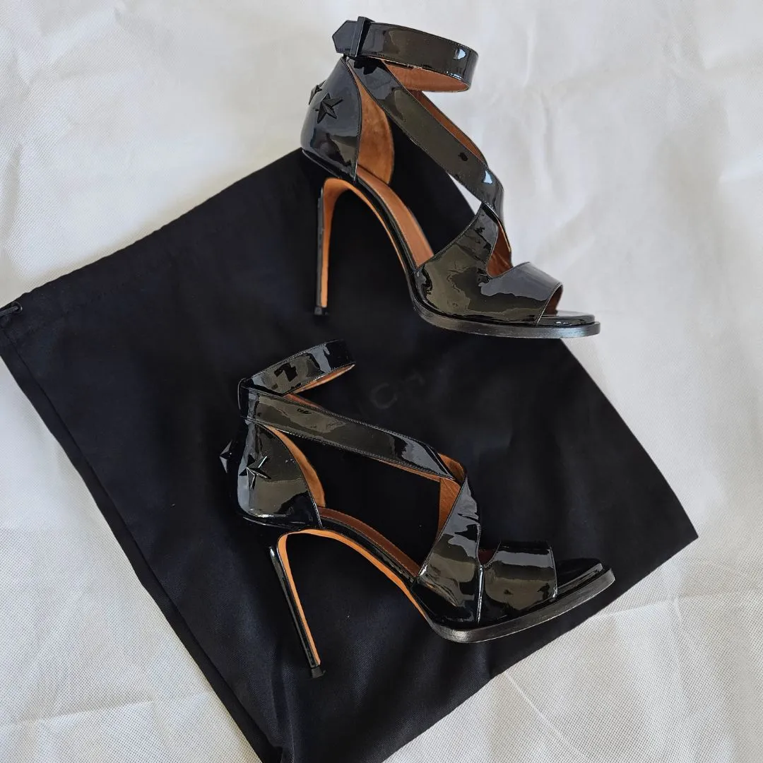 Givenchy black patent strappy heel with star applique on heel, 38.5