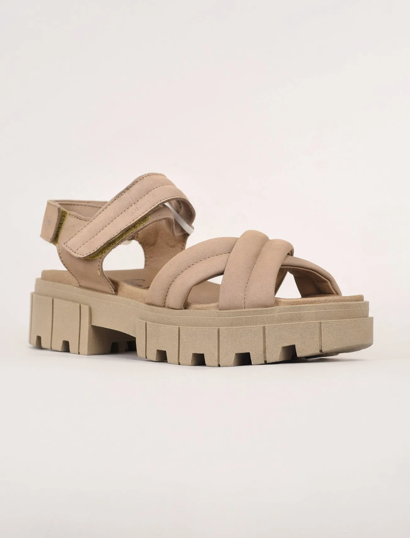 Jada Cupido Wedge, Concrete