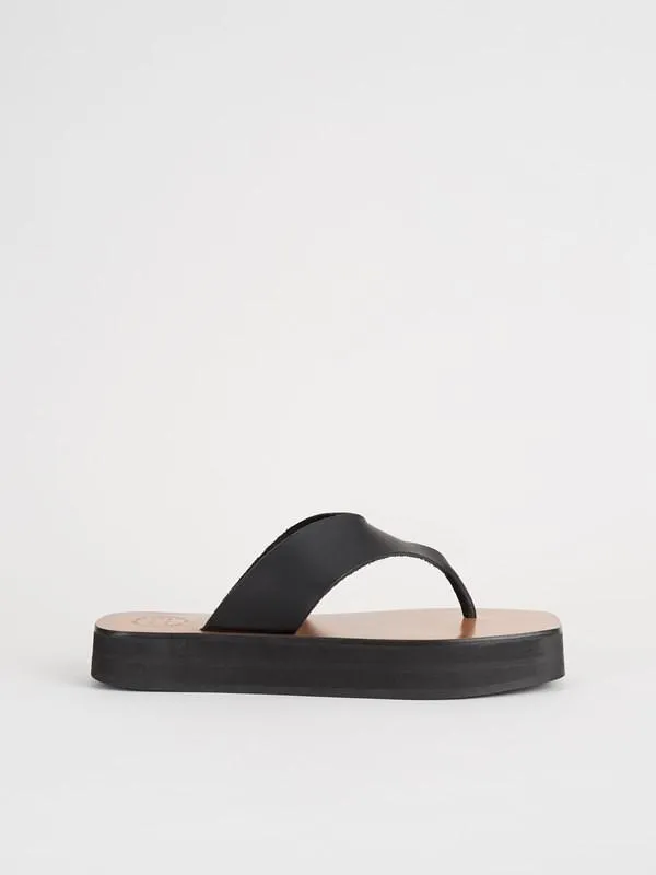 Melitto Black Platform Sandals