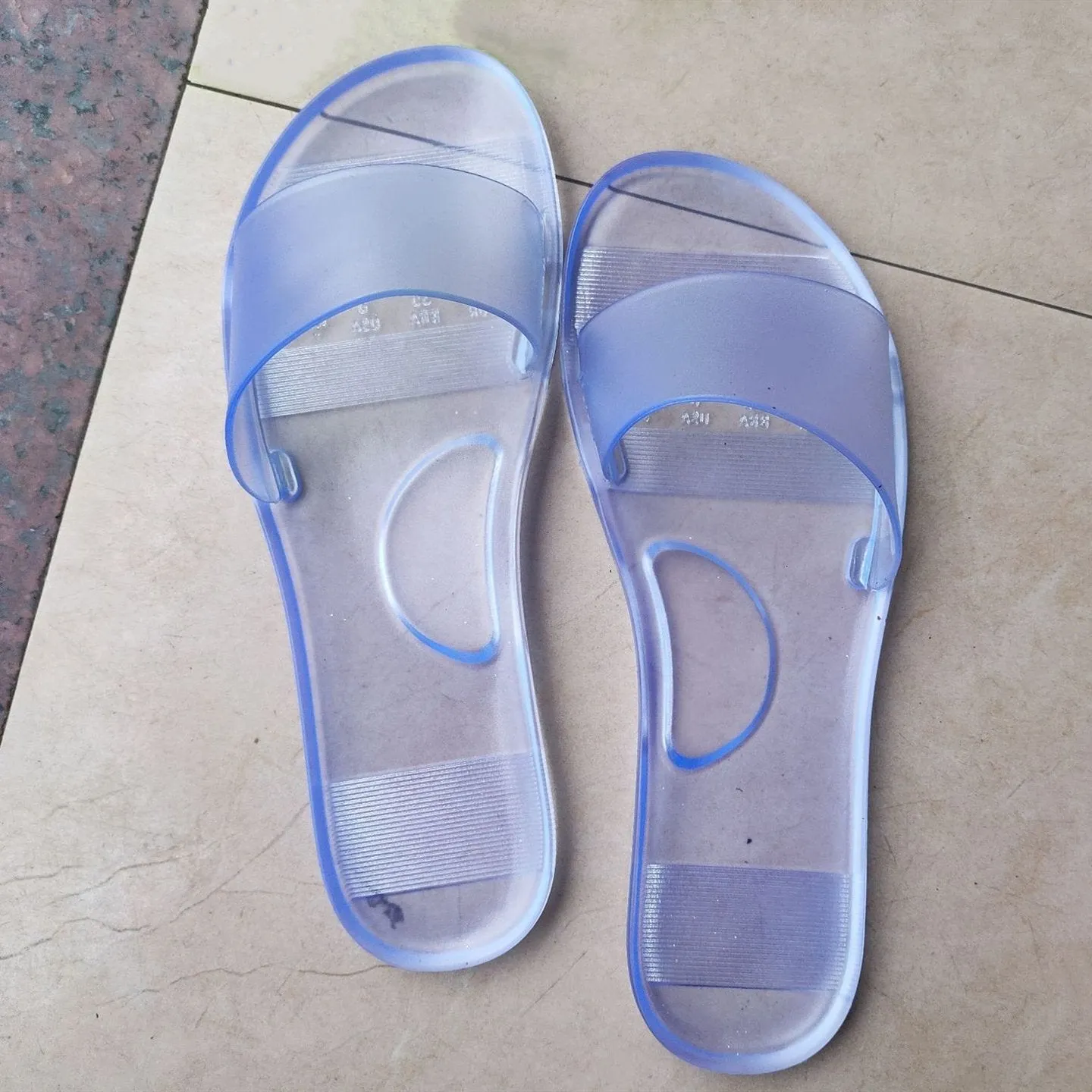 Women jelly clear one strap flat 
slide sandals