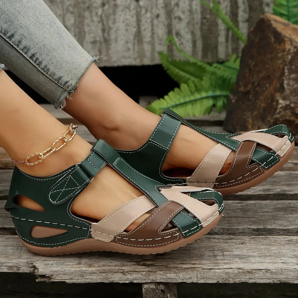 Women's Summer Open Toe Flat Sandals for Women, Non-Slip Lightweight Comfortable Walking Sandals